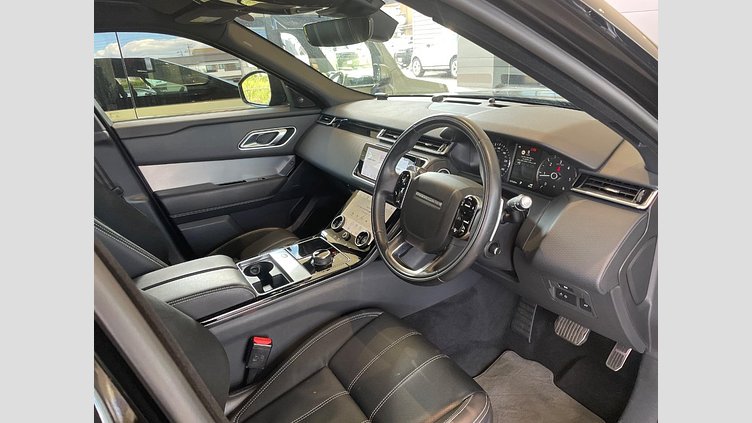 2019 認定中古車 Land Rover Range Rover Velar サントリーニブラック D180 R-DYNAMIC S