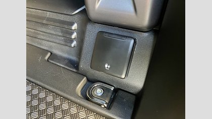 Defender 110 31