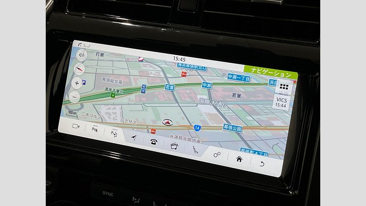 2019 認定中古車 Land Rover Discovery ユーロンホワイト(メタリック) 3.0リッター TD6クリーンディーゼルエンジン （190kW/258PS） LANDMARK