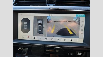 F-Pace 22