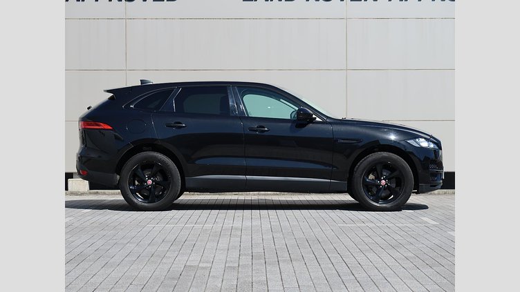2019 認定中古車 Jaguar F-Pace Santorini Black 2.0 litre i4D Diesel PRESTIGE