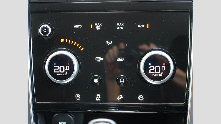 2019 認定中古車 Land Rover Discovery Sport Eiger Grey 2.0 litre i4PS S