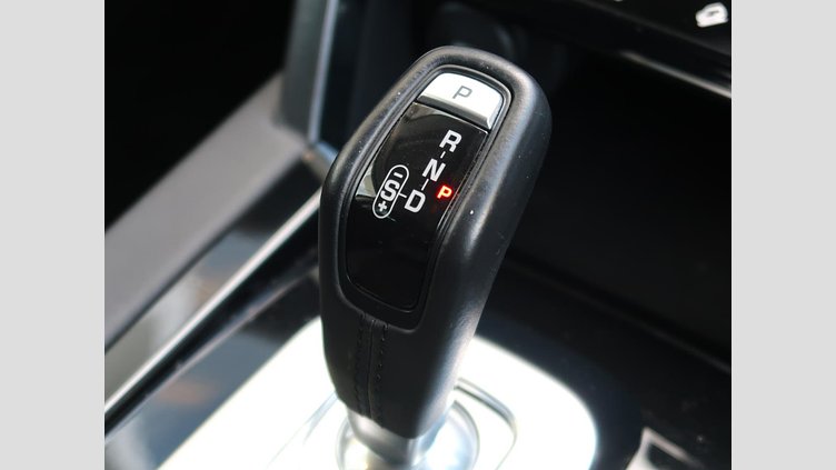 2019 認定中古車 Land Rover Discovery Sport Eiger Grey 2.0 litre i4PS S