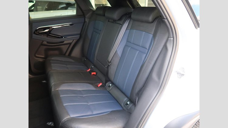 2019 認定中古車 Land Rover Range Rover Evoque インダスシルバー P250 R-DYNAMIC S