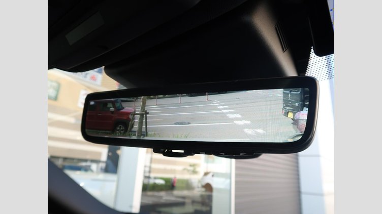 2019 認定中古車 Land Rover Range Rover Evoque インダスシルバー P250 R-DYNAMIC S