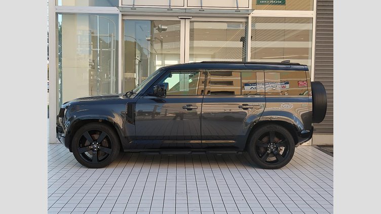 2022 認定中古車 Land Rover Defender 110 カルパチアングレイ D300 AWD（AT） X-DYNAMIC SE
