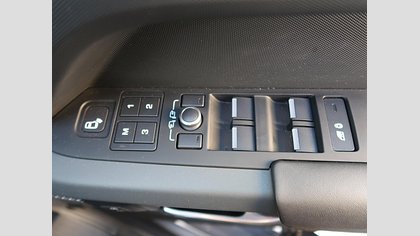 Defender 110 34