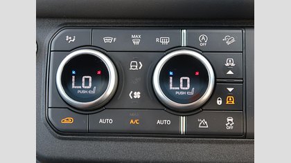 Defender 110 29