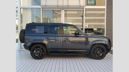 Defender 110 6