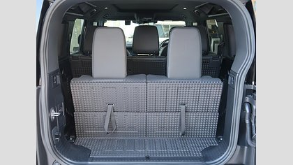 Defender 110 21