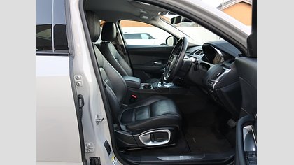 E-Pace 39