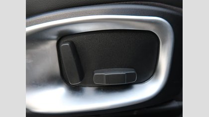 E-Pace 45