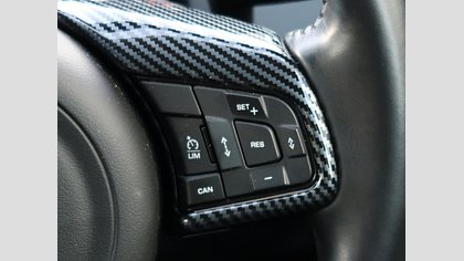 E-Pace 54