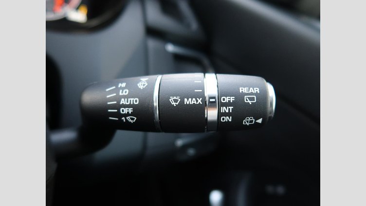 2019 認定中古車 Jaguar E-Pace ボラスコグレー D180 オートマチック全輪駆動 S