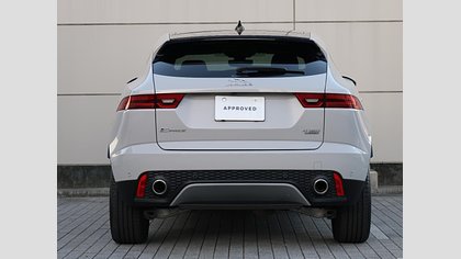E-Pace 64