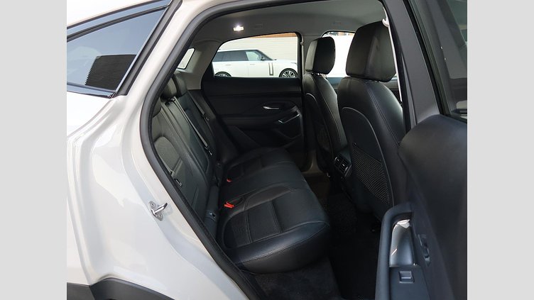 2019 認定中古車 Jaguar E-Pace ボラスコグレー D180 オートマチック全輪駆動 S