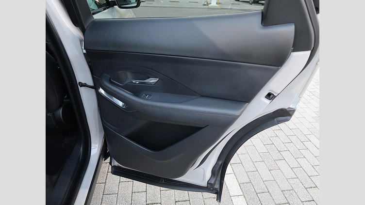 2019 認定中古車 Jaguar E-Pace ボラスコグレー D180 オートマチック全輪駆動 S