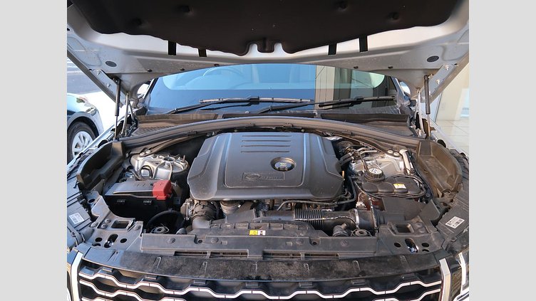 2019 認定中古車 Land Rover Range Rover Velar インダスシルバー D180 S