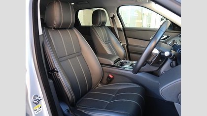 Range Rover Velar 15