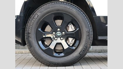 Defender 110 18