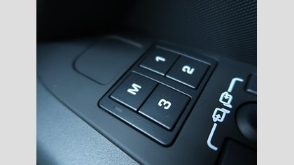 Defender 110 23