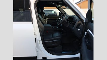Defender 110 61