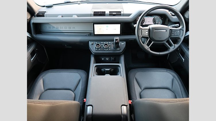 2024 認定中古車 Land Rover Defender 110 フジホワイト D300 AWD（AT） X-DYNAMIC SE