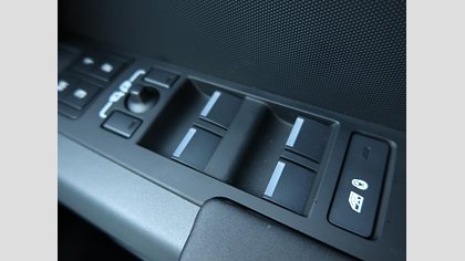 Defender 110 51
