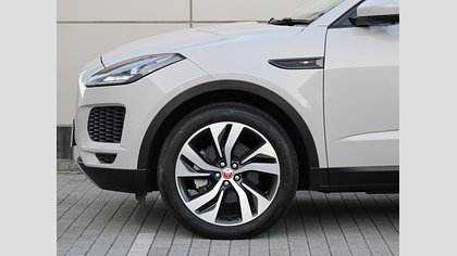 E-Pace 73