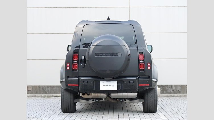 2024 認定中古車 Land Rover Defender 110 サントリーニブラック D300 AWD（AT） X-DYNAMIC HSE