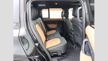 Defender 110 33