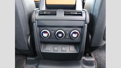 Defender 110 47