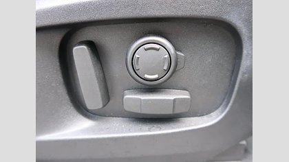 Defender 110 51