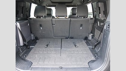Defender 110 73