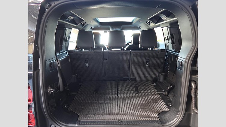 2024 認定中古車 Land Rover Defender 110 アイガーグレイ D300 AWD（AT） X-DYNAMIC HSE