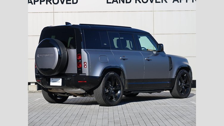 2024 認定中古車 Land Rover Defender 110 アイガーグレイ D300 AWD（AT） X-DYNAMIC HSE
