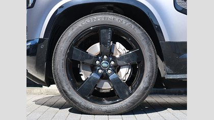 Defender 110 64