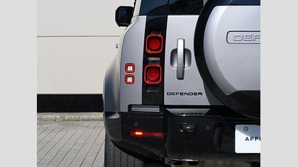 Defender 110 53
