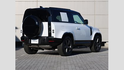 Defender 90 41