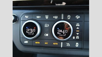 Defender 90 1