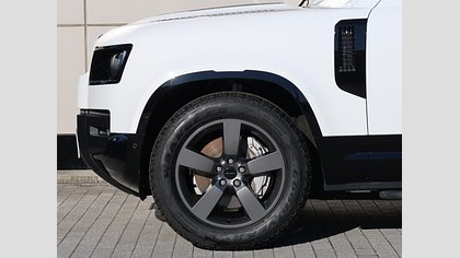 Defender 90 19