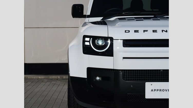 2025 認定中古車 Land Rover Defender 90 Fuji White 3.0 litre i6D ９０Ｘ－ダイナミックＨＳＥ Ｄ３５０ エアサスペンション装着車