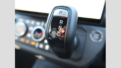 Defender 90 74