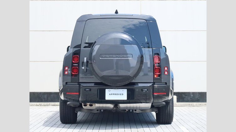 2025 認定中古車 Land Rover Defender 130 カルパチアングレイ D350 ディーゼルマイルドハイブリッド X-Dynamic SE