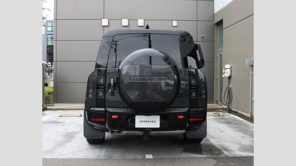 Defender 110 5