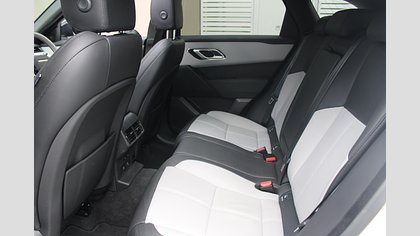 Range Rover Velar 9