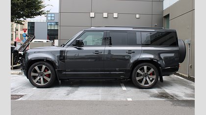 Defender 110 3