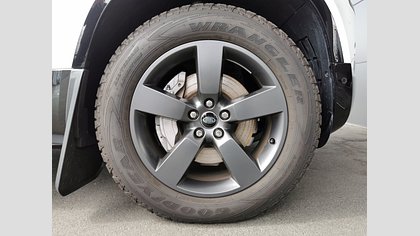 Defender 110 8