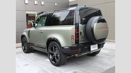 Defender 90 4