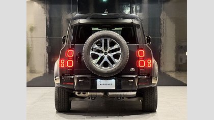 Defender 110 3